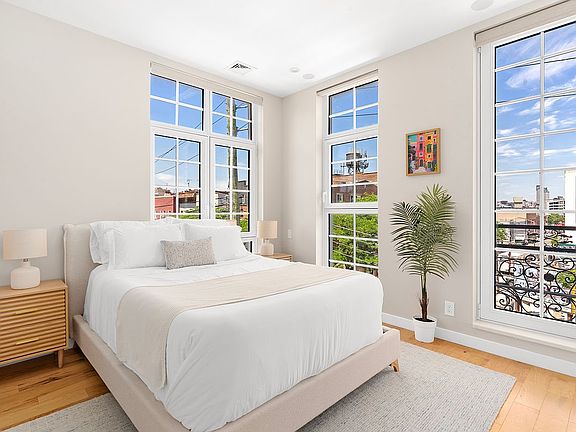 5th image of 278 Nassau Ave #Thb