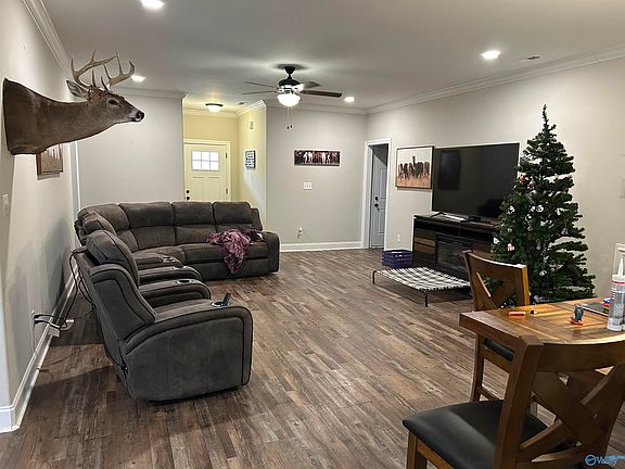2nd image of 26901 Leslie Ln
