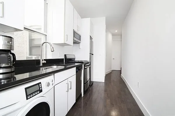 Rented by Brookhaus Capital Inc | media 7