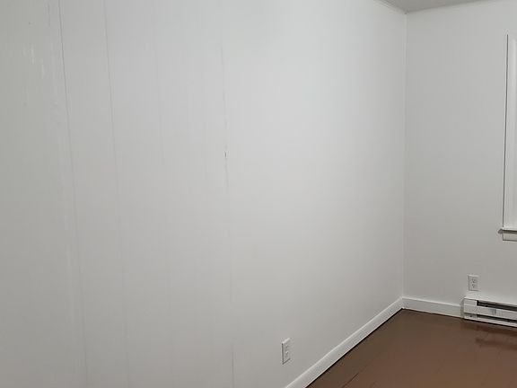 2nd image of 522 Plum St