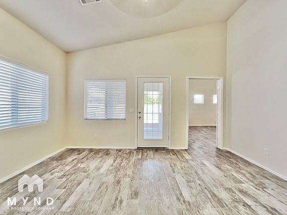 5th image of 2632 E Hidalgo Ave