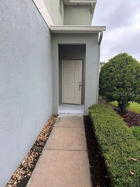 3 bed, 2.5 bath, 1649 sqft, $2,650 — Photo 3