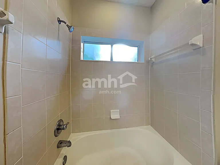11390 Oaklawn Rd — Photo 13