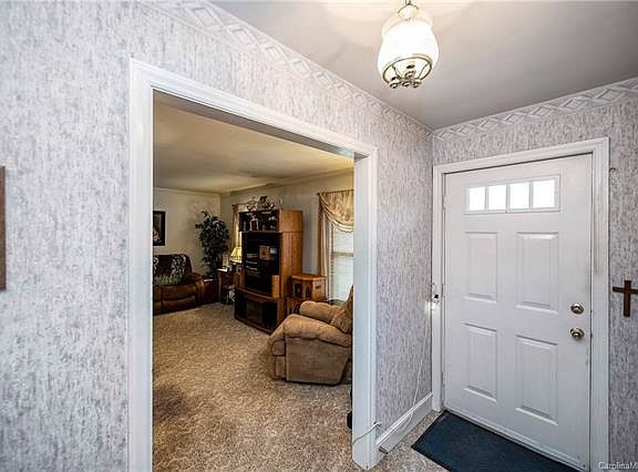 2nd image of 4727 Easthaven Dr