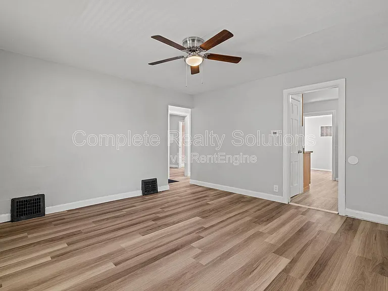 7120 Greenhaven Dr — Photo 9