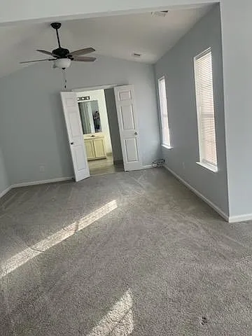 4 Summerchase Dr — Photo 7