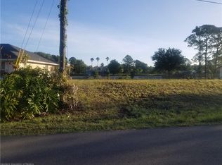 828 Lake Betty Dr, Lake Placid, FL 33852