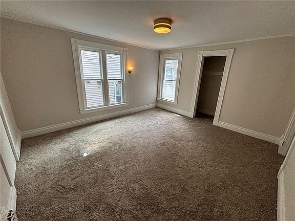 4th image of 82 Harper St