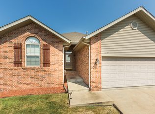 2859 W McGuffey St, Ozark, MO 65721