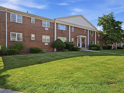 73 Regency Park Dr Unit 73, Agawam, MA, 01001