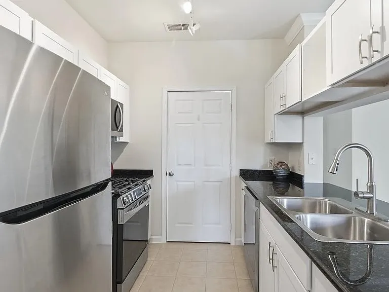 12909 Centre Park Cir #108 — Photo 8
