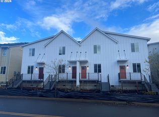 2061 Strong Rd, Salem, OR 97302