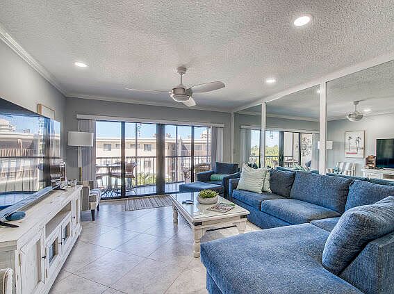 5th image of 3605 S Ocean Blvd APT 319
