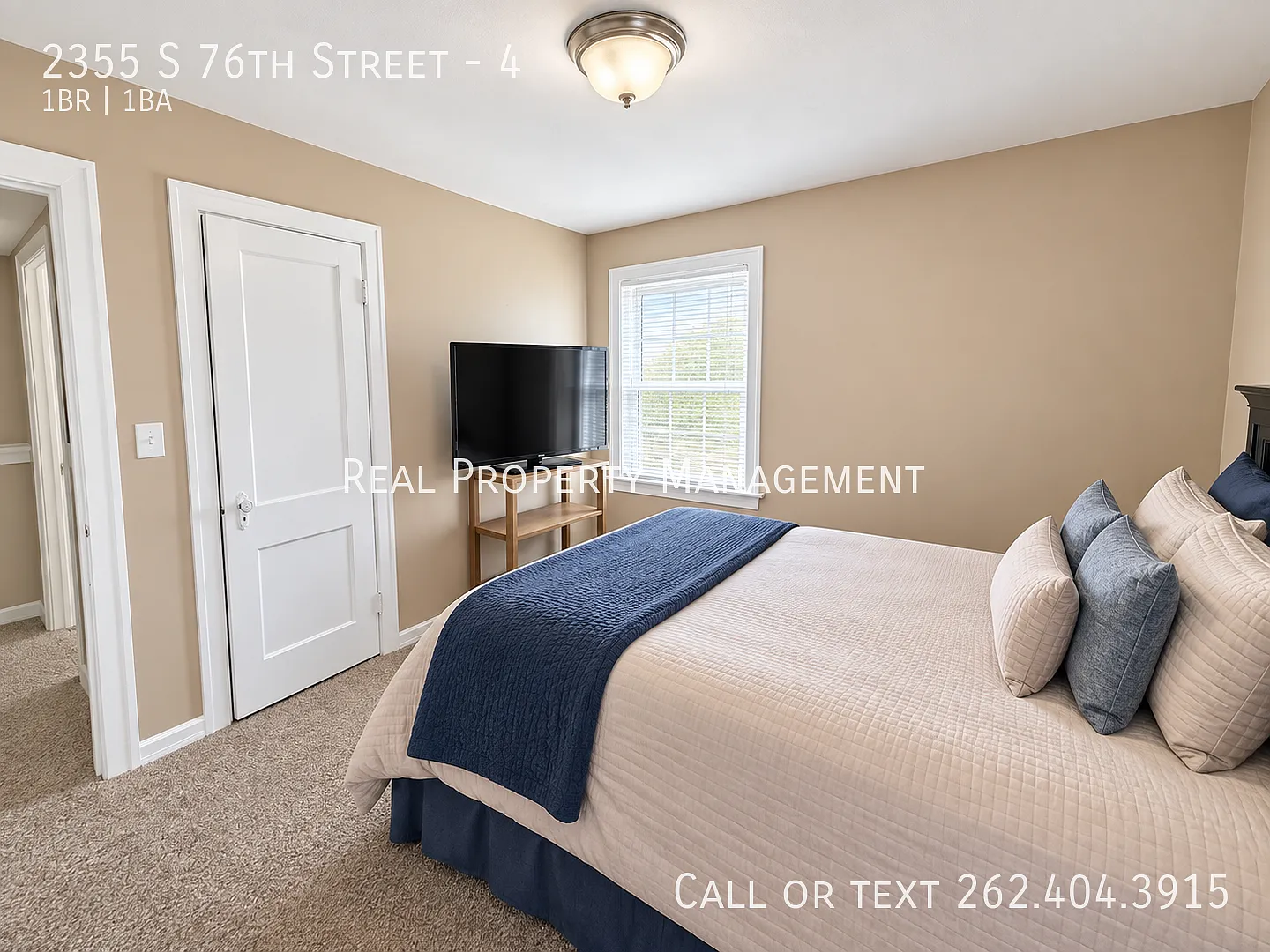 Cozy 1-Bedroom Living with Garage Parking in a Convenient West Allis Location — Photo 4