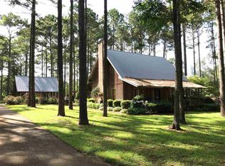 399 Scotland Rd, Havana, FL 32333