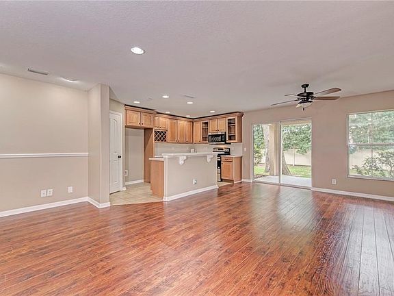 5th image of 2916 Royal Tuscan Ln
