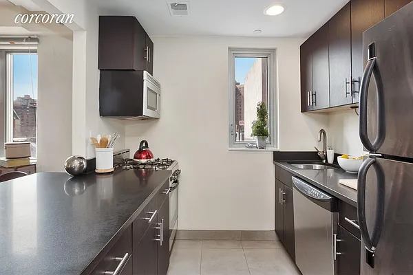 Rented by Corcoran | media 25