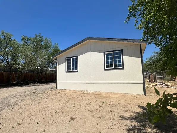 317 Stone Corral Ct, Sun Valley, NV 89433
