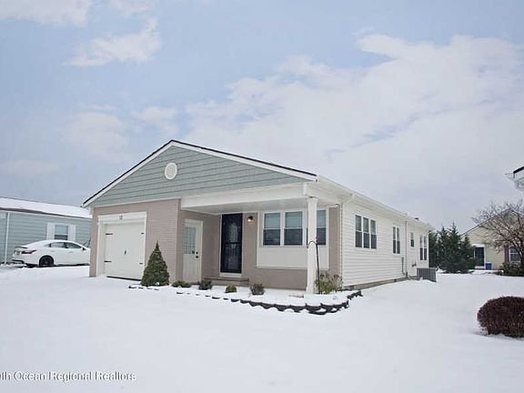 2nd image of 12 Leighton Ct