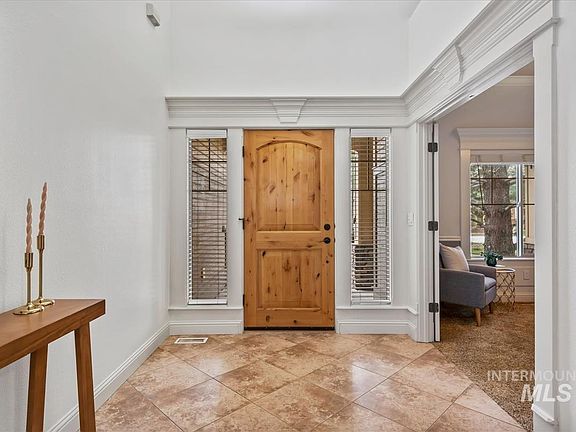 3rd image of 4240 N Buckstone Pl