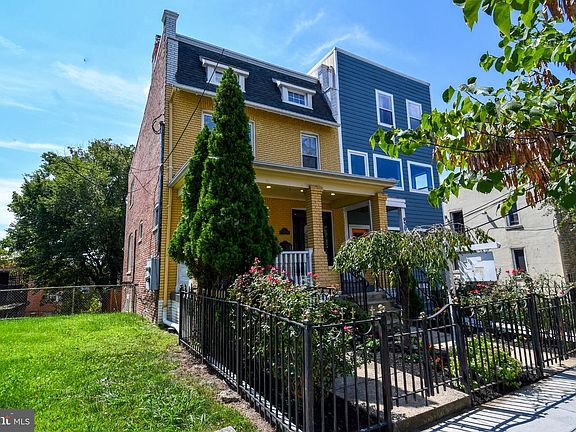 2nd image of 928 Madison St NW