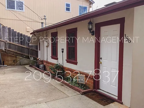 356 Barretta St Photo 1