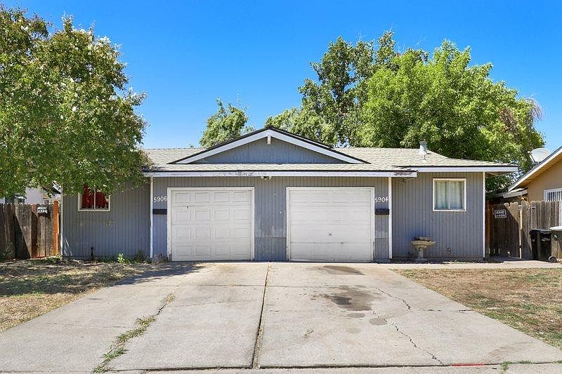 2nd image of 5904 Clover Manor Way