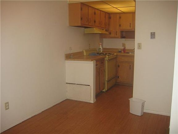 4th image of 4696 S Tarryton Ct #2G