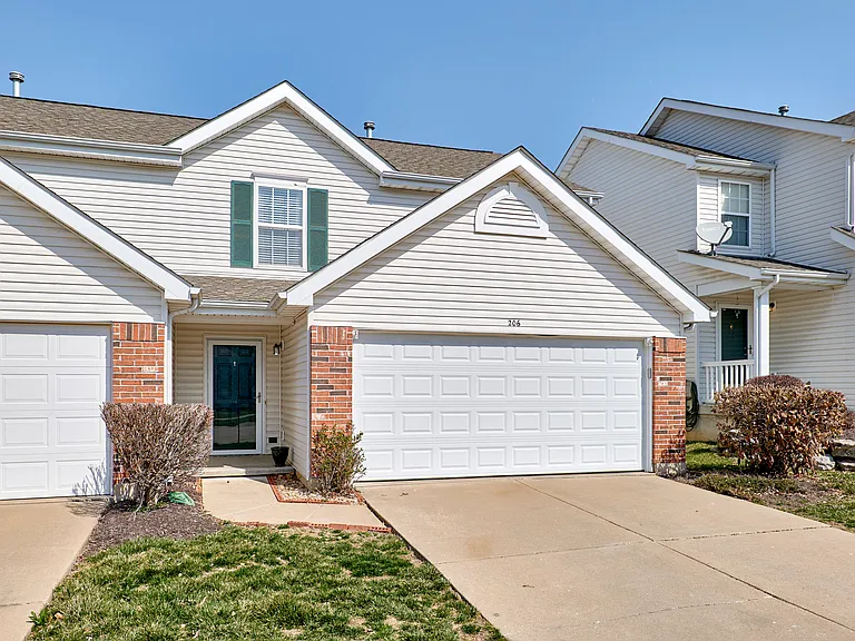 206 Waterside Crossing Ct — Photo 3