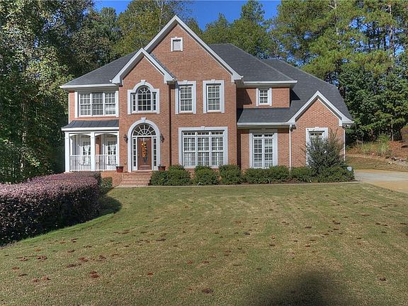 3rd image of 220 Camden Creek Ct