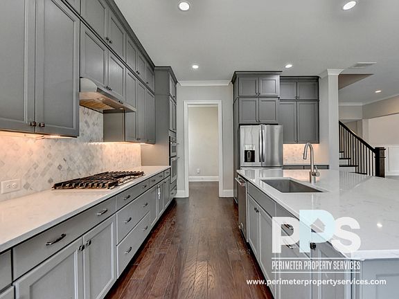 3rd image of 2045 Parkhaven Ct