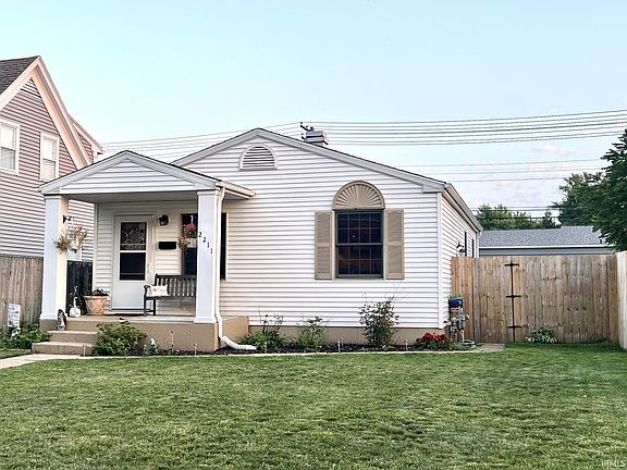 2nd image of 2211 Homewood Ave