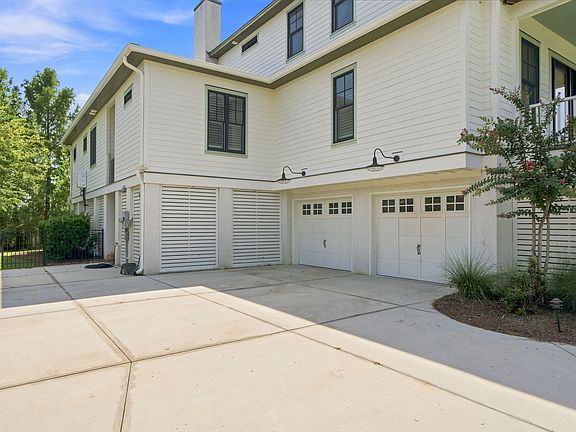 4th image of 1817 Rushland Grove Ln