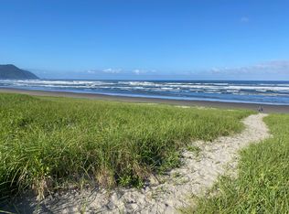 654 D St, Gearhart, OR 97138