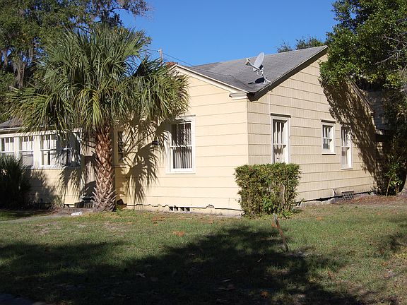3rd image of 1047 N Kentucky Ave
