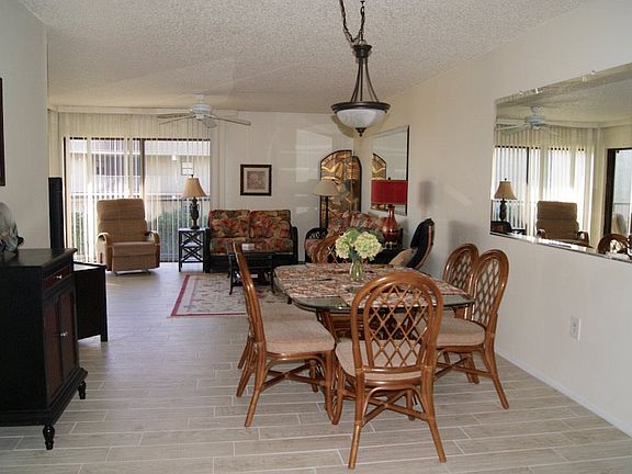 4th image of 212 Premiere Vista Way