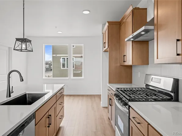 2736 W 68th Avenue, Denver, CO 80221