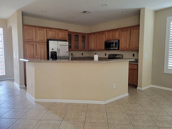 3rd image of 10355 Brillare Ave