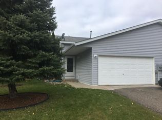 4650 Hayward Rd N, Oakdale, MN 55128