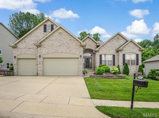 6142 Stone Wolfe Dr, Glen Carbon, IL 62034