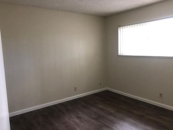 5th image of 10366 Greenwood Ct APT 4