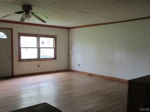 2nd image of 56 Lincoln St