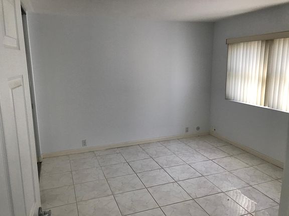 3rd image of 56 Antigua Ct