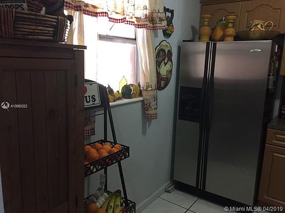 4th image of 13707 Kendale Lakes Cir #213