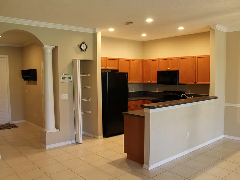 266 River Bluff Ln — Photo 9
