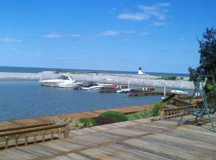 5451 Bay Shore Rd #5451, Oregon, OH 43616