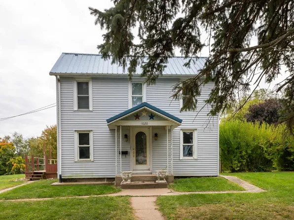 1020 Cleveland Ave, Dubuque, IA 52003
