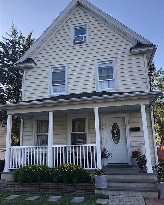 1st image of 138 Trenton Ave