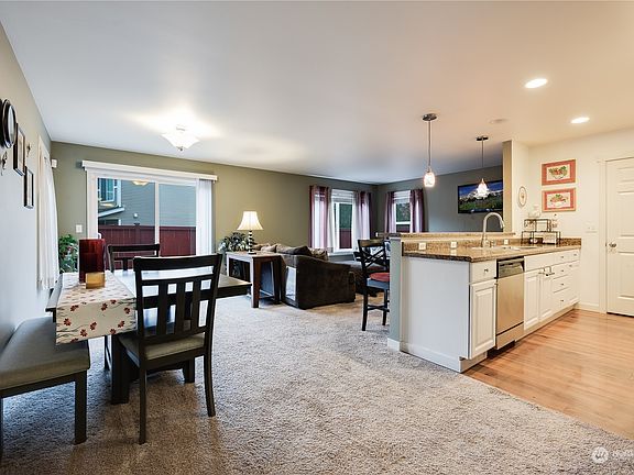 5th image of 2617 104th Drive SE