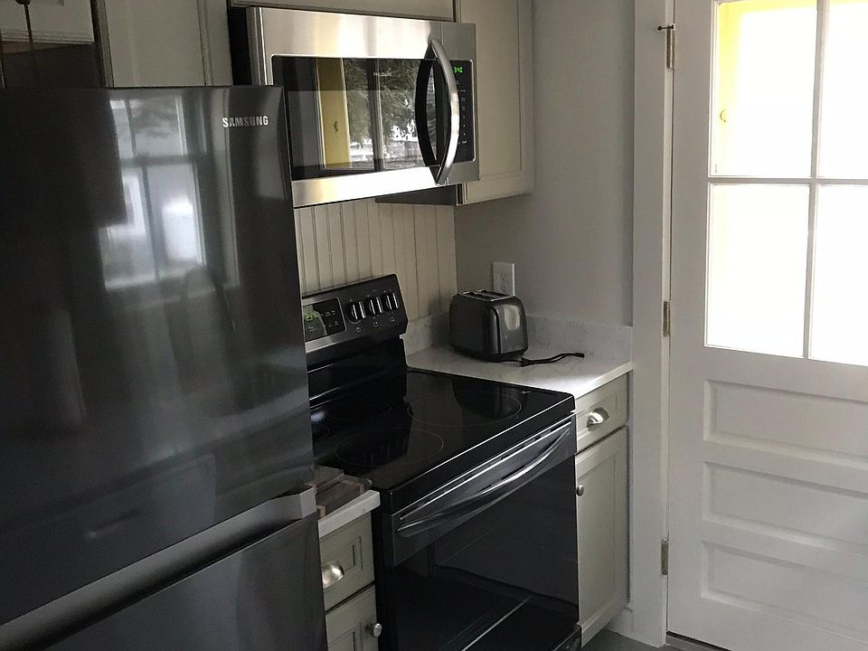 New (2018) kitchen and appliances